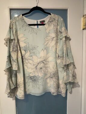 Vince Camuto Pale Mint Floral Ruffle Sleeve Blouse